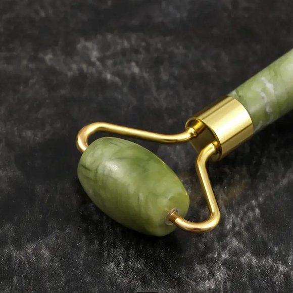 Jade Roller And Gua Sha Tools Set Beauty Tools Skin Care NEW! - Picture 7 of 7